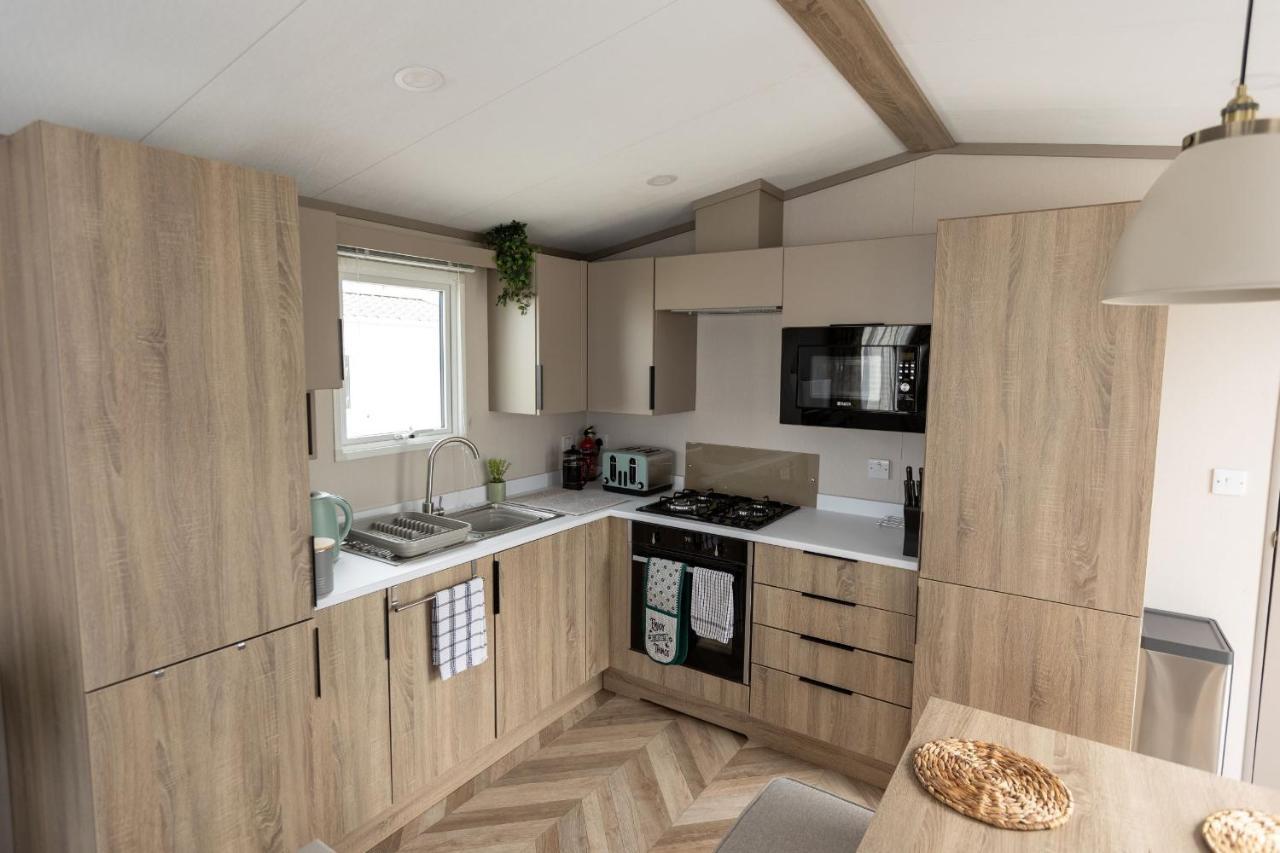 The Beach Hut, Burghead Екстер'єр фото